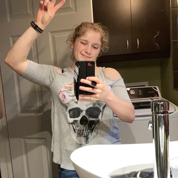 Skull top - Picture 2 of 4